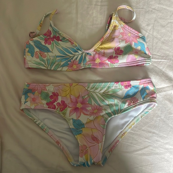 Billabong Other - Billabong bikini for girls